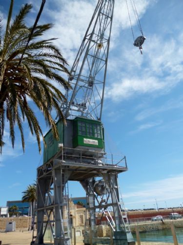 SALFORD QUAYS CRANES TO BE DEMOLISHED NEXT WEEK - Salford Star - with ...